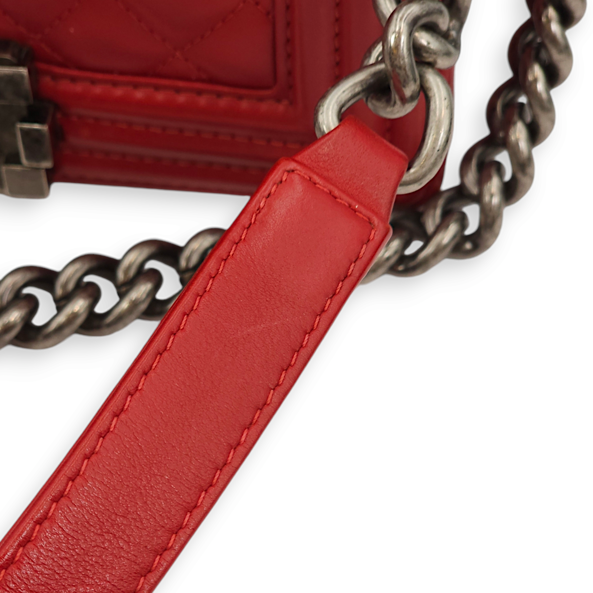 Quilted Le Boy (20cm) Small Red Shoulder Bag in Lambskin, Ruthenium hardware - Image 7