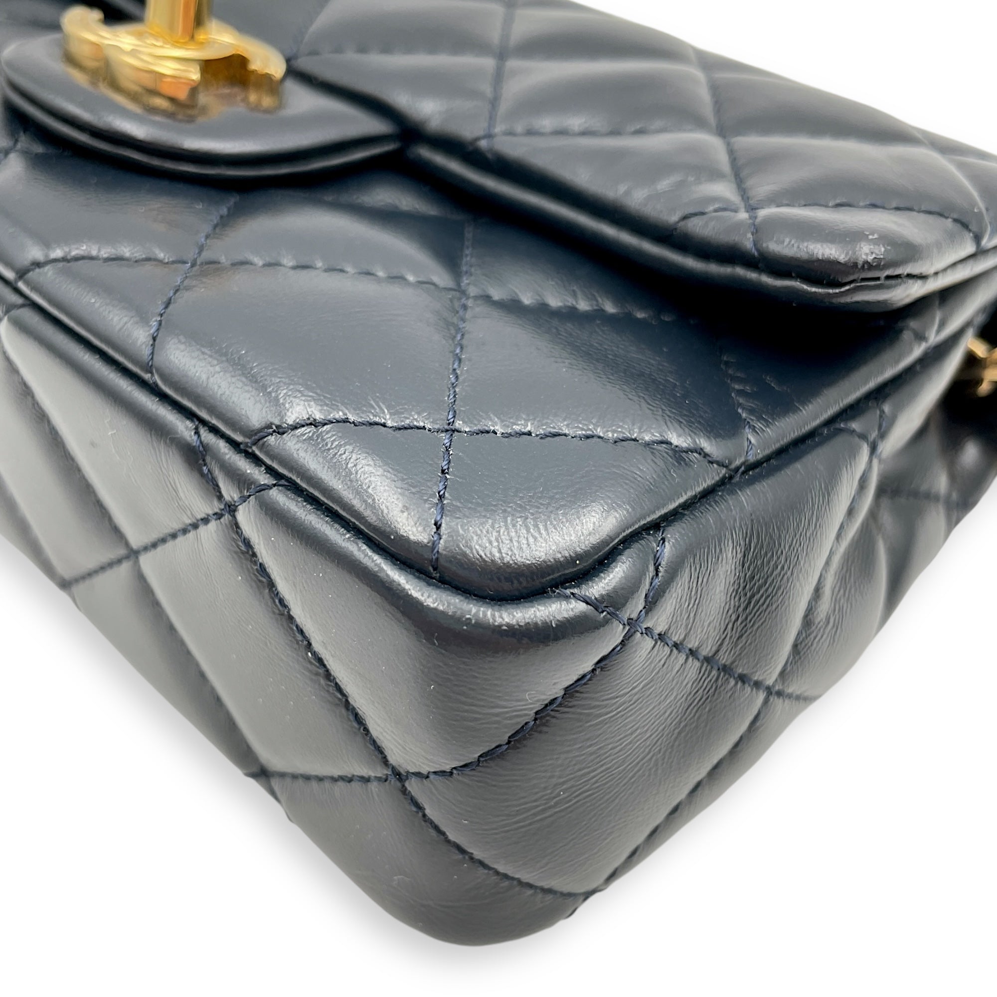 Seasonal Top Handle with double link Chain 20x13x5.5cm Navy Blue Top Handle Bag in Shiny lambskin, Gold hardware - Image 19