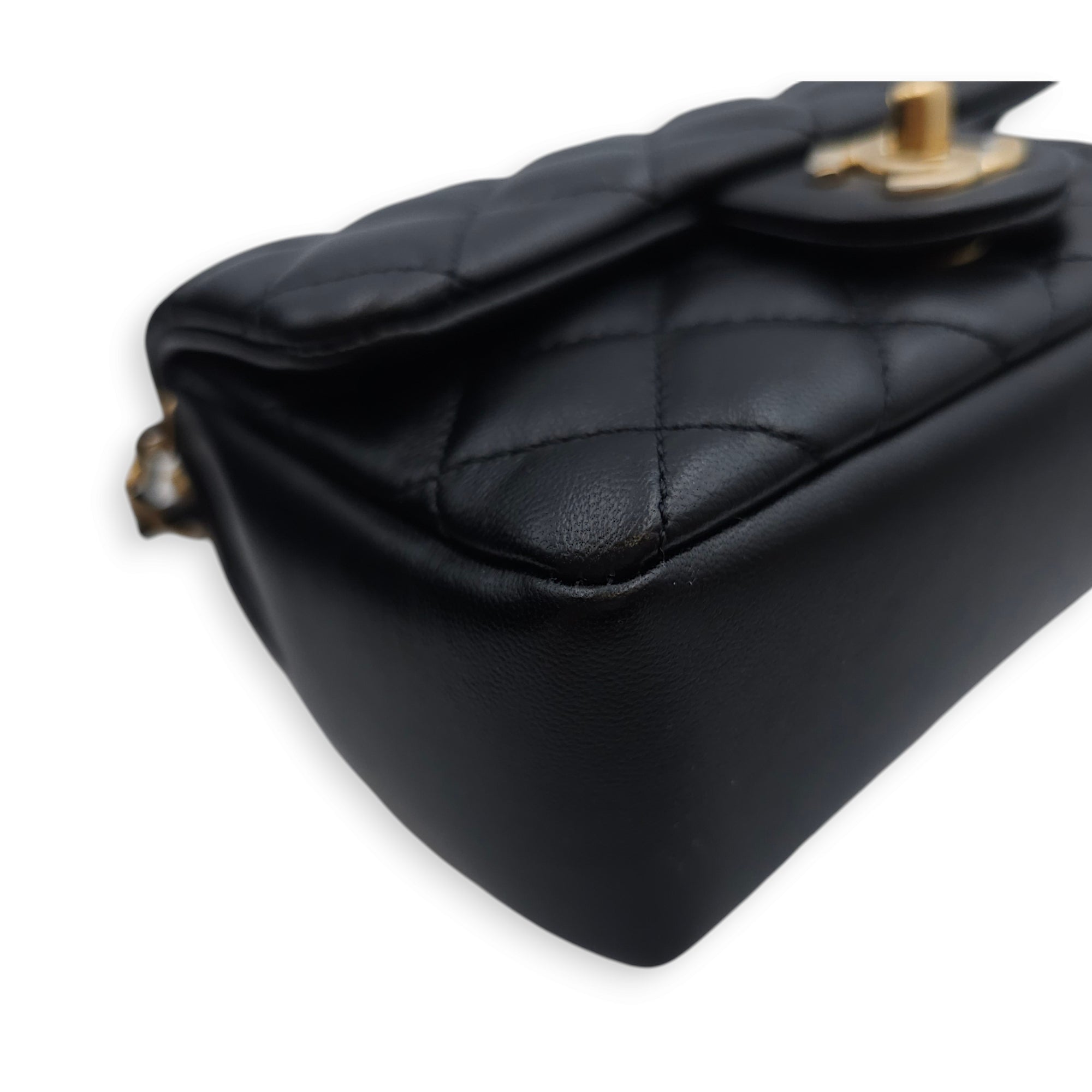 Seasonal Mini Flap with Pearl Chain 17x12x5cm Black Shoulder Bag in Lambskin, Gold hardware - Image 14