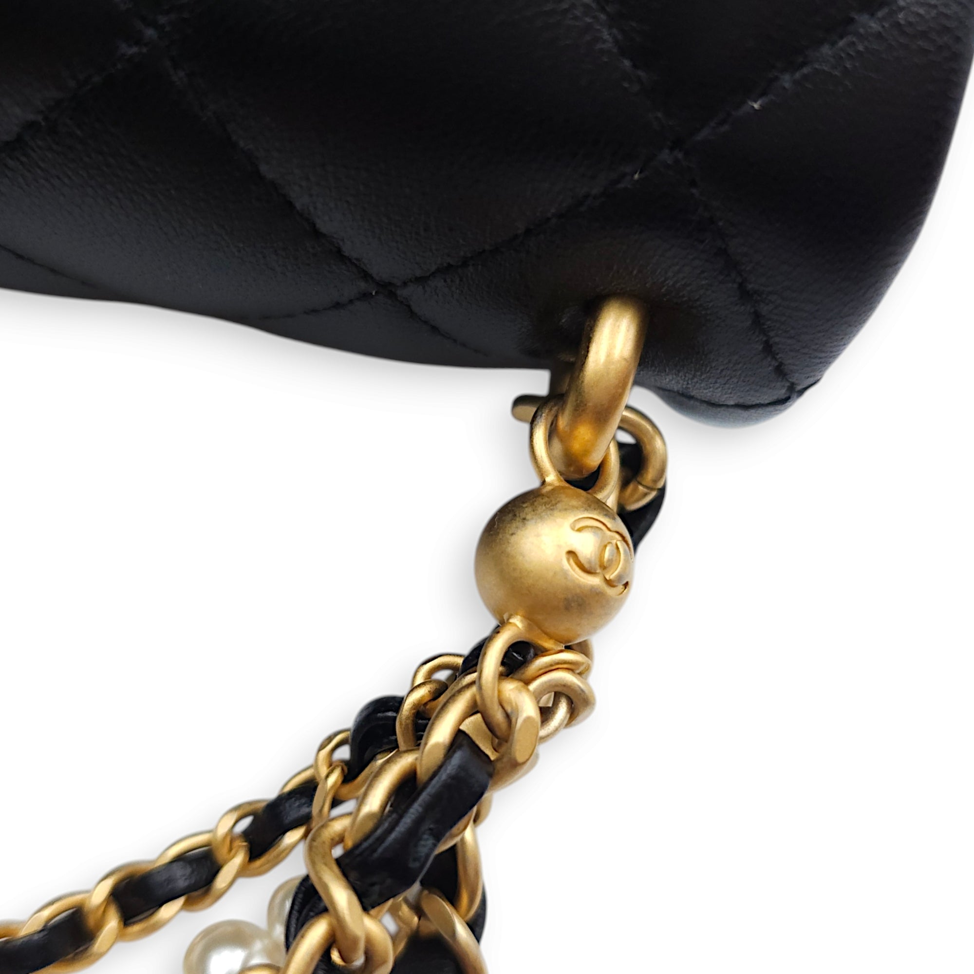Seasonal Mini Flap with Pearl Chain 17x12x5cm Black Shoulder Bag in Lambskin, Gold hardware - Image 11