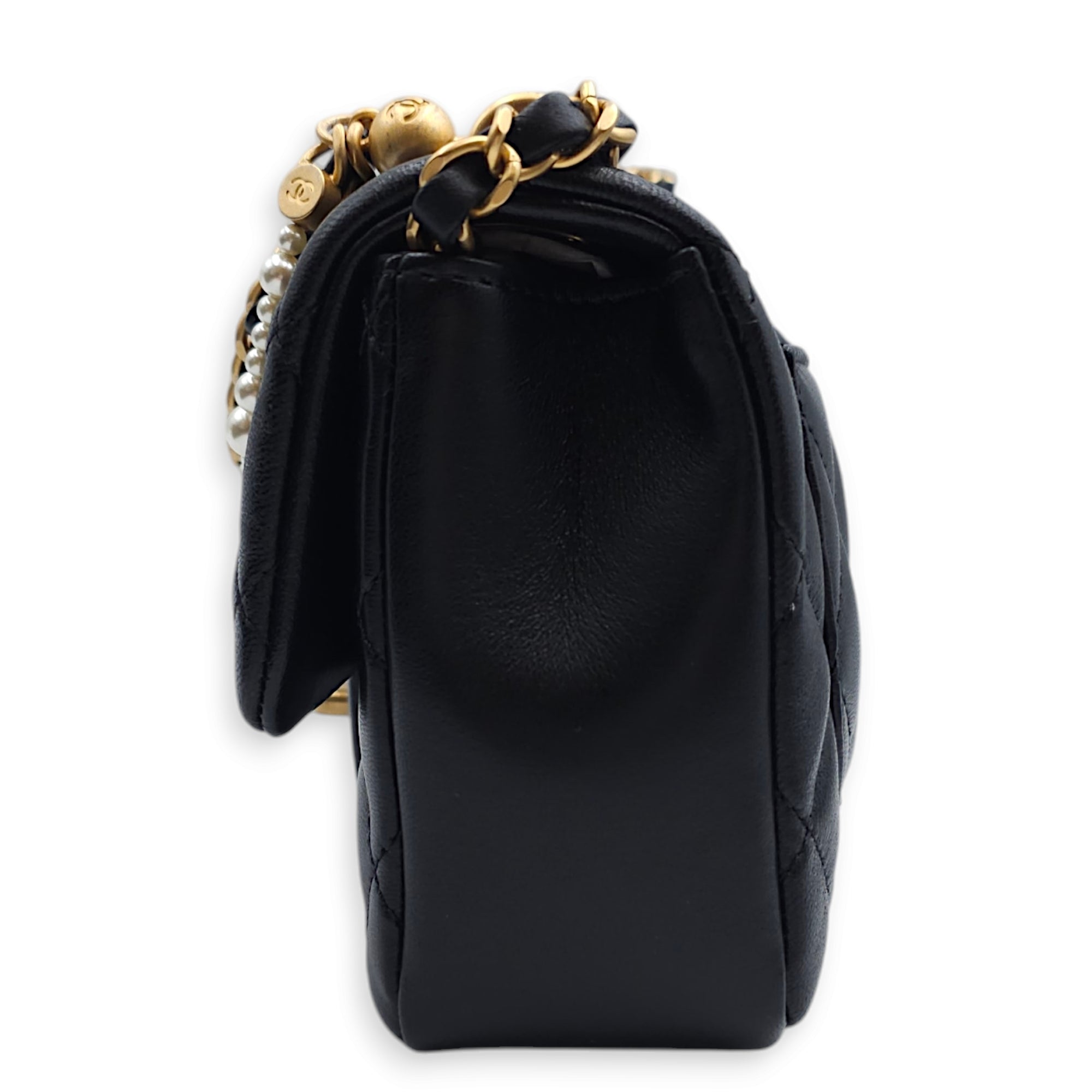 Seasonal Mini Flap with Pearl Chain 17x12x5cm Black Shoulder Bag in Lambskin, Gold hardware - Image 3