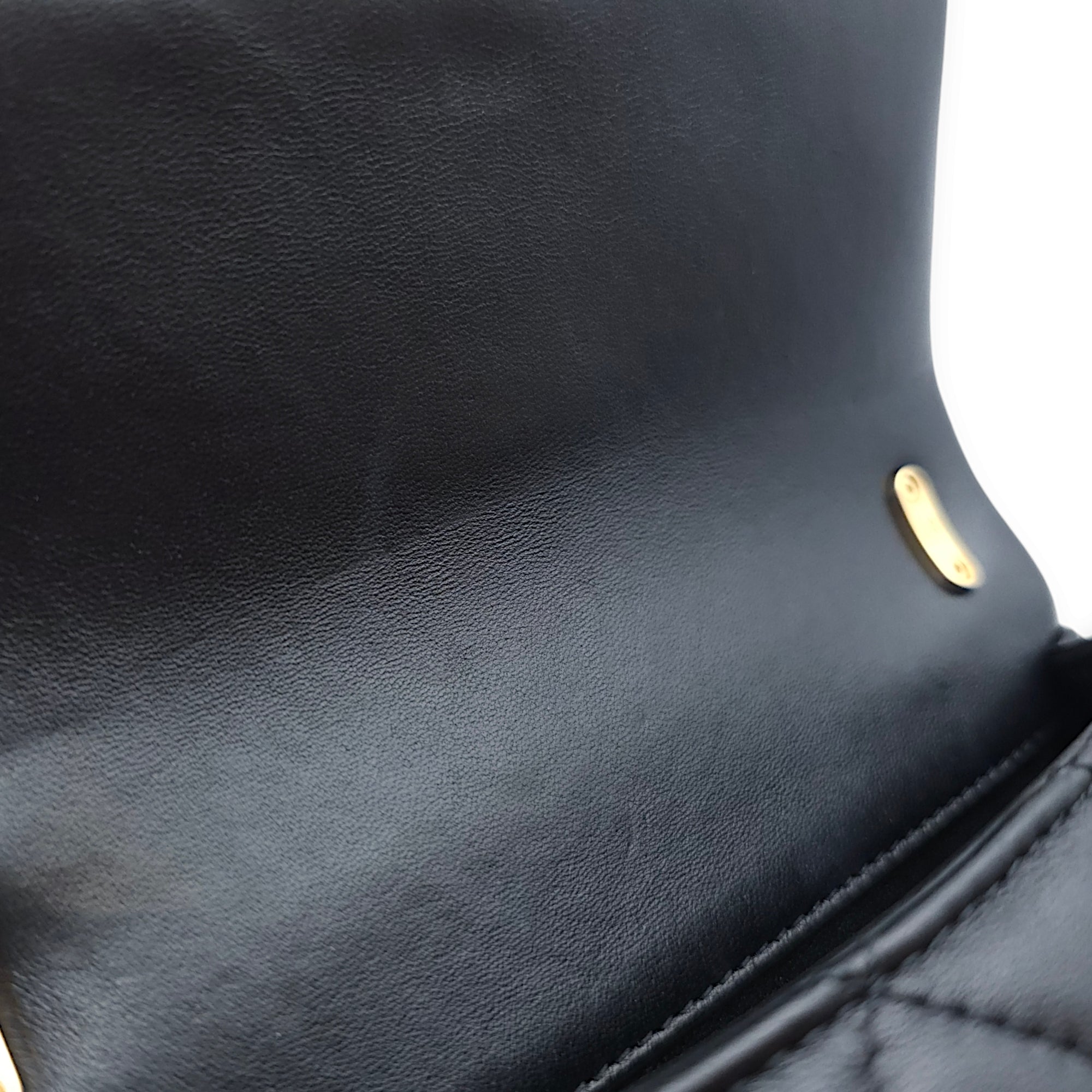 Seasonal Mini Flap with Pearl Chain 17x12x5cm Black Shoulder Bag in Lambskin, Gold hardware - Image 12