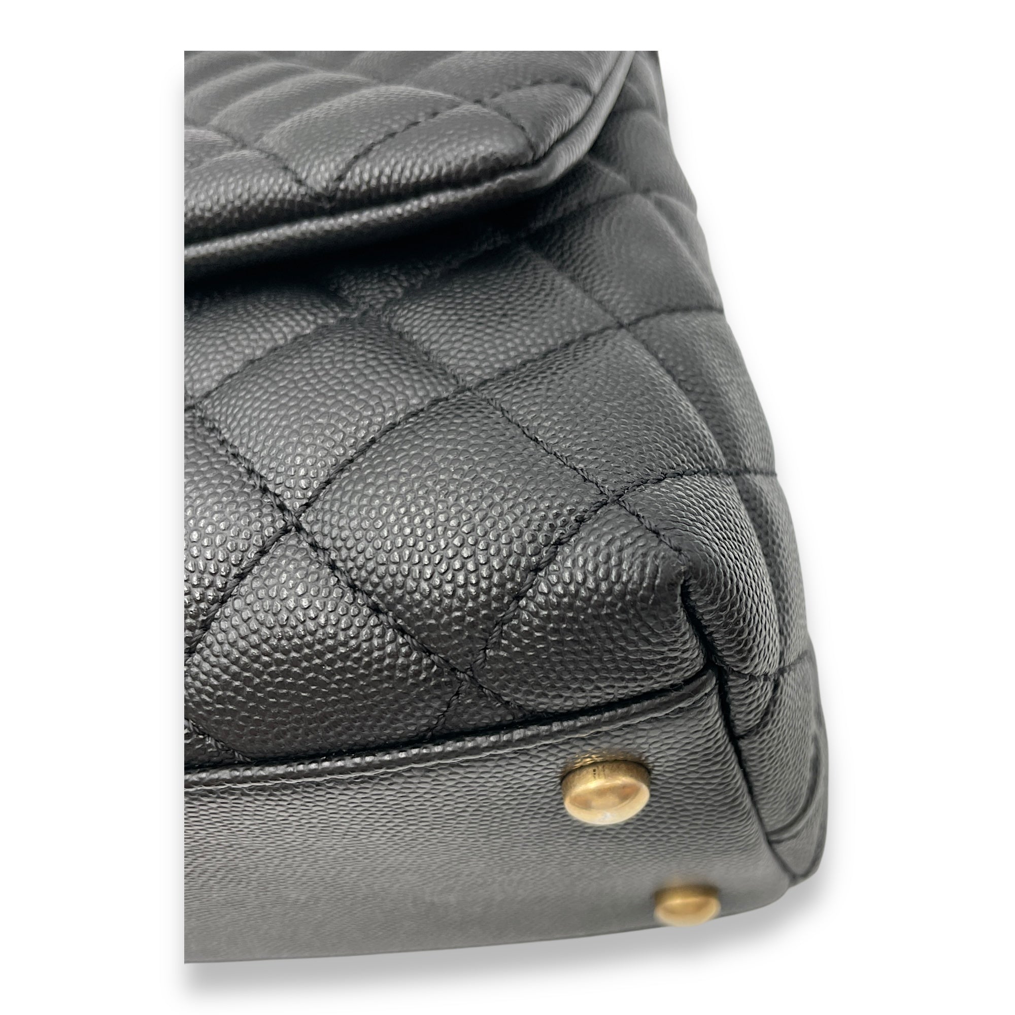 Quilted CoCo Handle (28cm) Medium Black Shoulder Bag in Caviar, elaphe handle, Gold hardware - Image 7