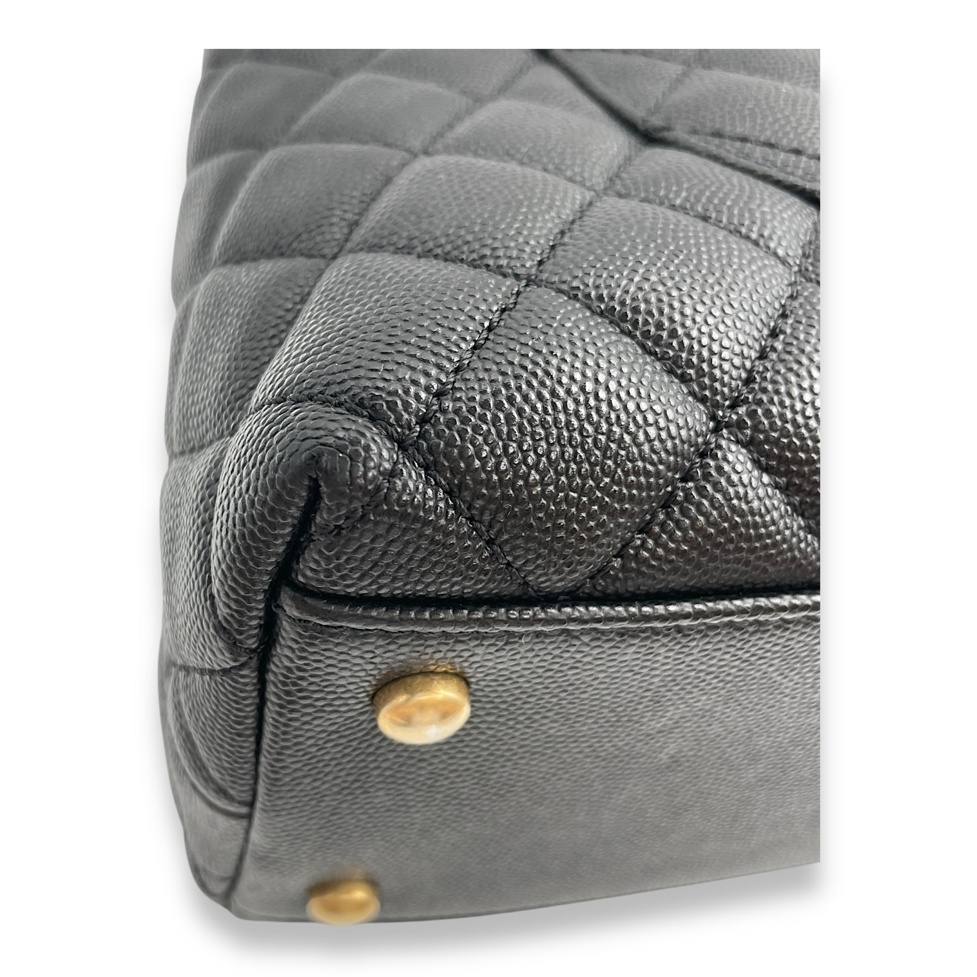 Quilted CoCo Handle (28cm) Medium Black Shoulder Bag in Caviar, elaphe handle, Gold hardware - Image 10