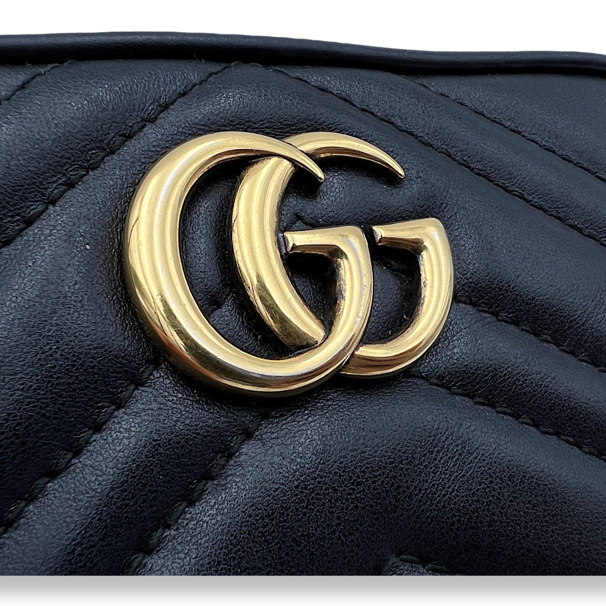 GG Marmont Mini Black Crossbody Bag in Calfskin, Gold hardware - Image 6