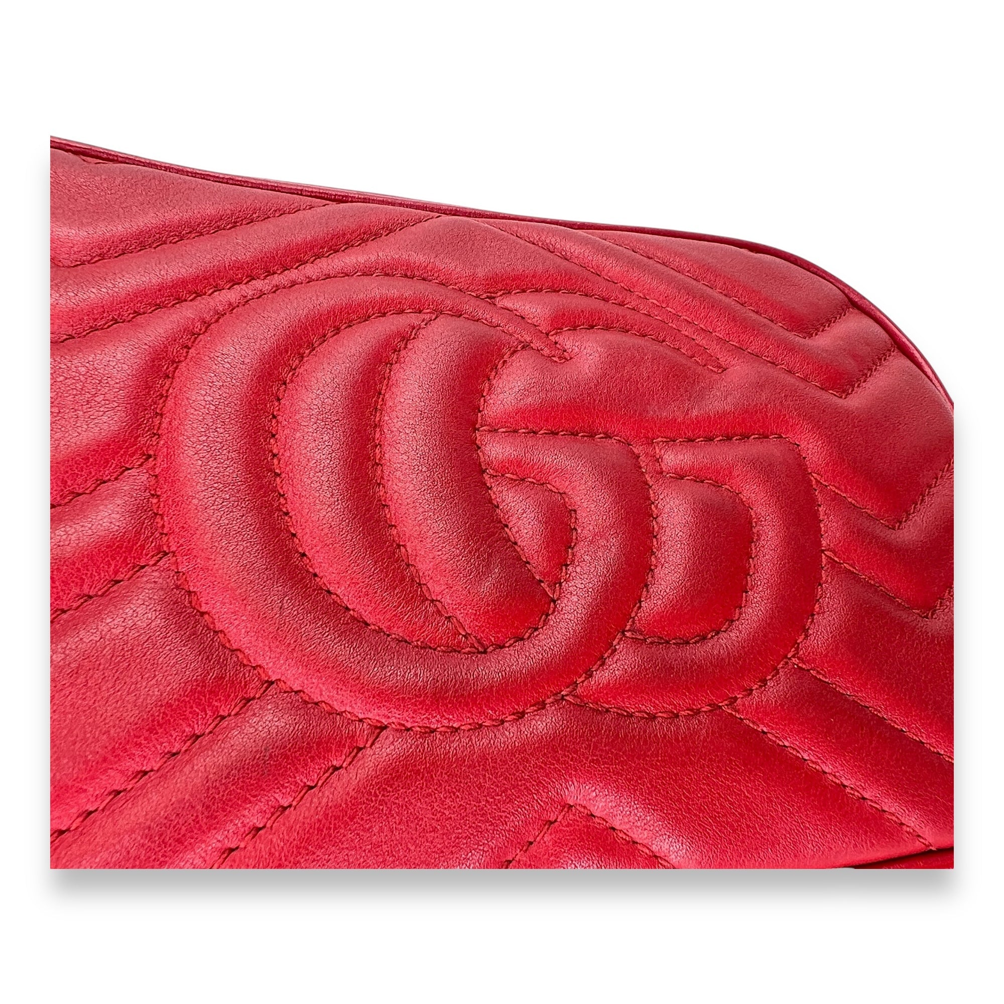 GG Marmont NA Crossbody Bag Red in Calfskin, Gold - Image 9