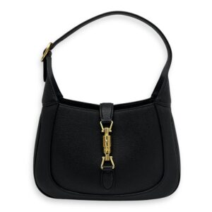 Jackie 1961 Shoulder Bag Black in Calfskin, Gold hardware
