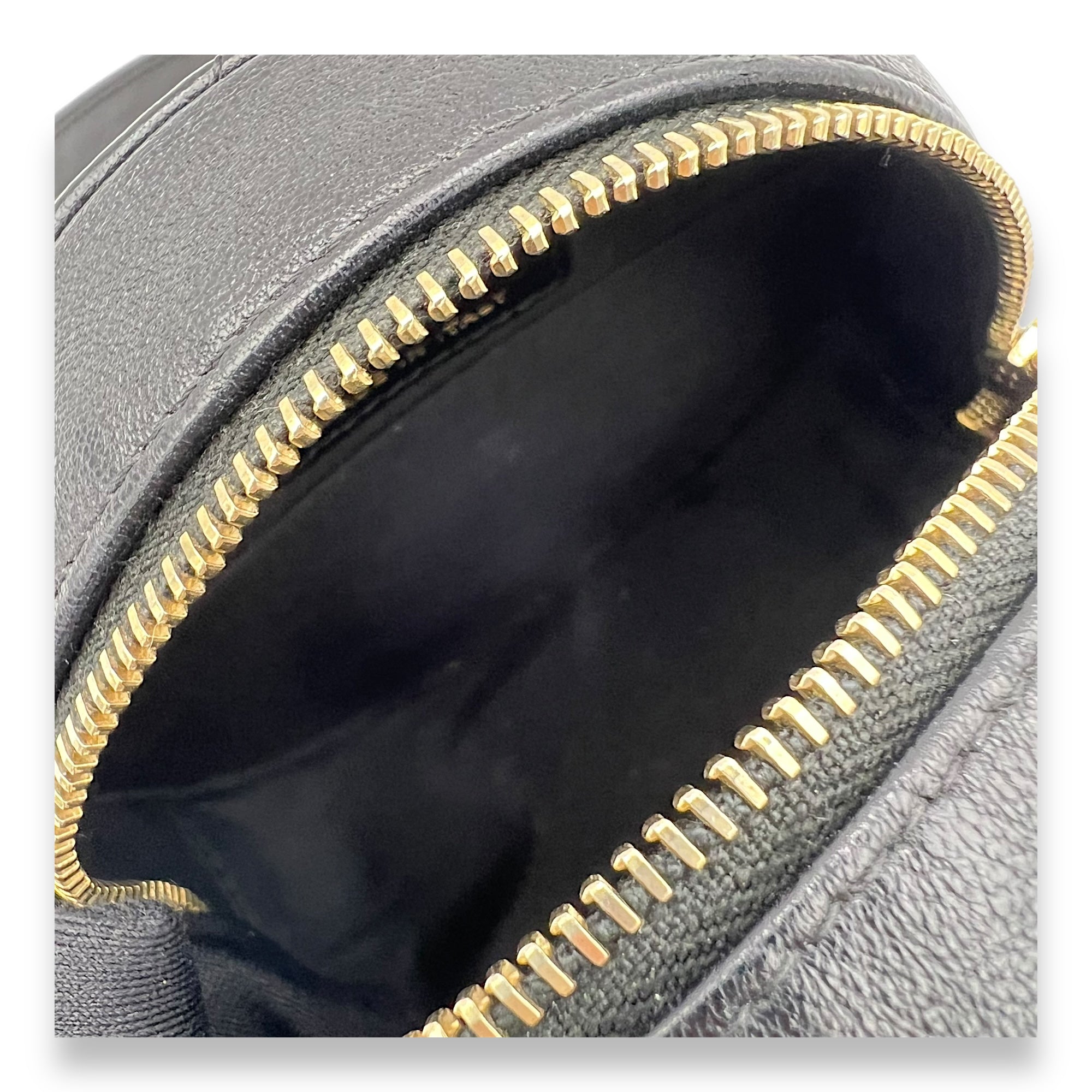 Round CC Crossbody Bag Black in Lambskin, Gold hardware - Image 6