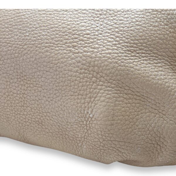 Logo Beige Top Handle Bag in Calfskin, Gold hardware - Image 8