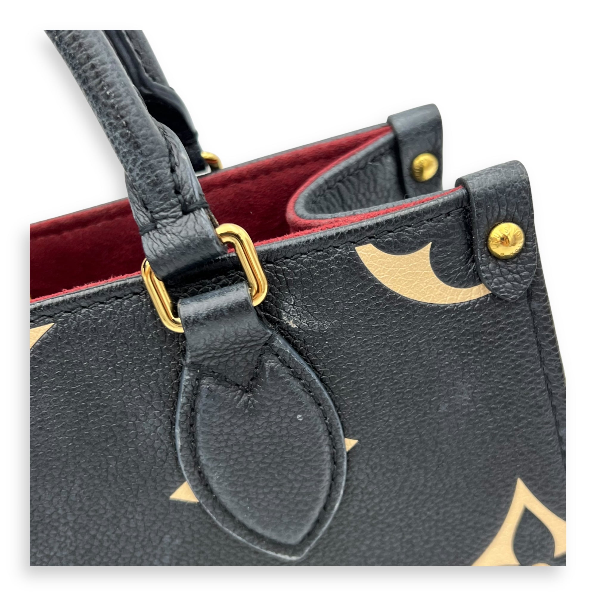 OnTheGo PM Black Top Handle Bag in Monogram Empreinte Leather, Gold hardware - Image 8
