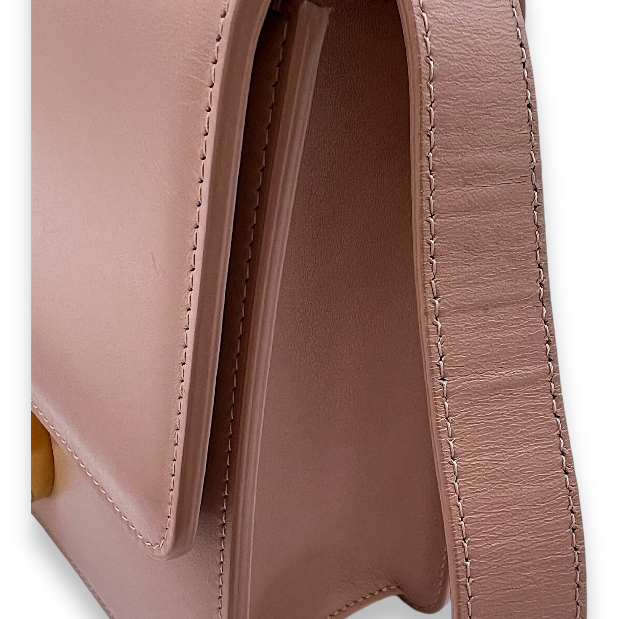 Montaigne 30 Shoulder bag in Calfskin, Gold Hardware - Image 10