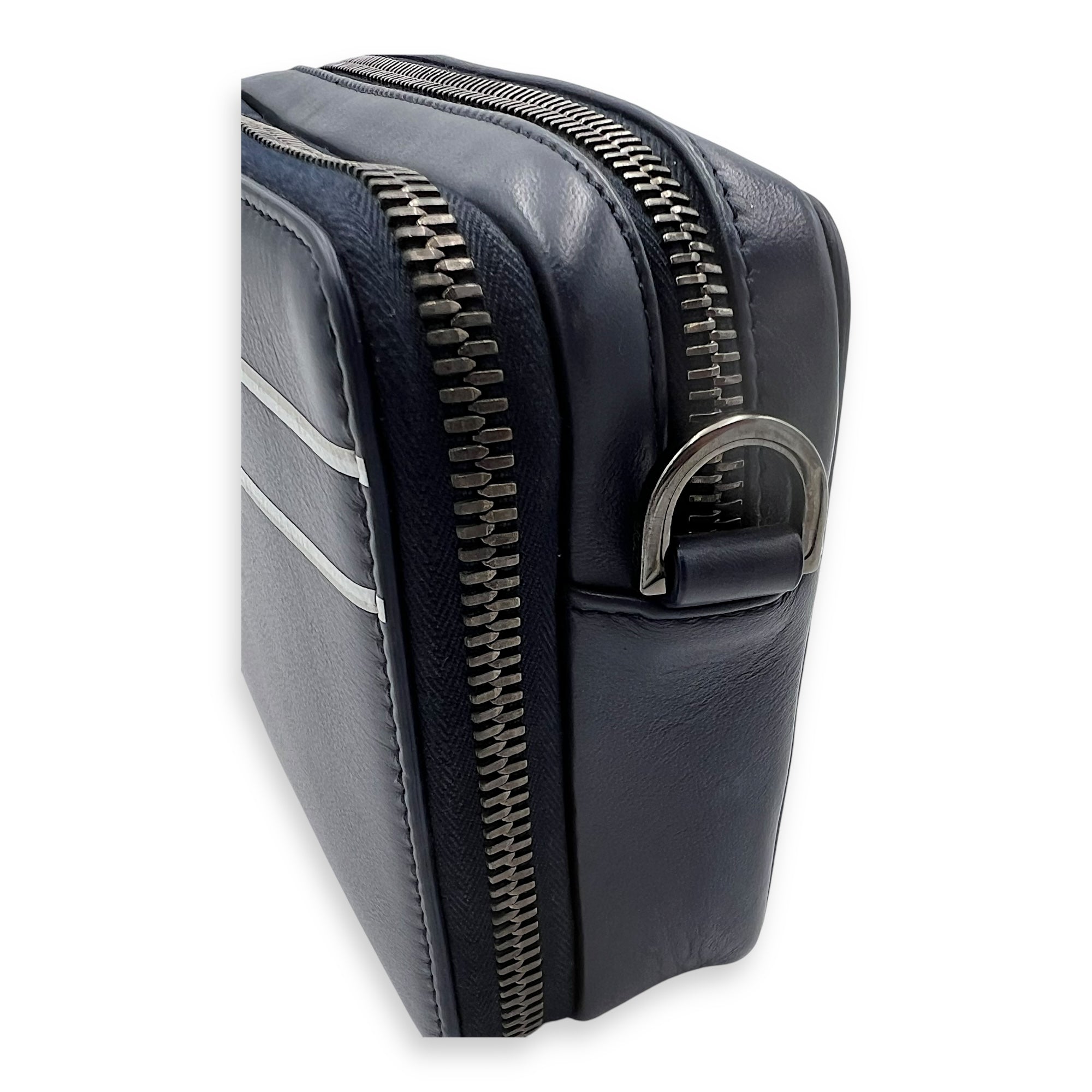 x Descente Double Zip Blue Crossbody Bag in Calfskin, Silver hardware - Image 12