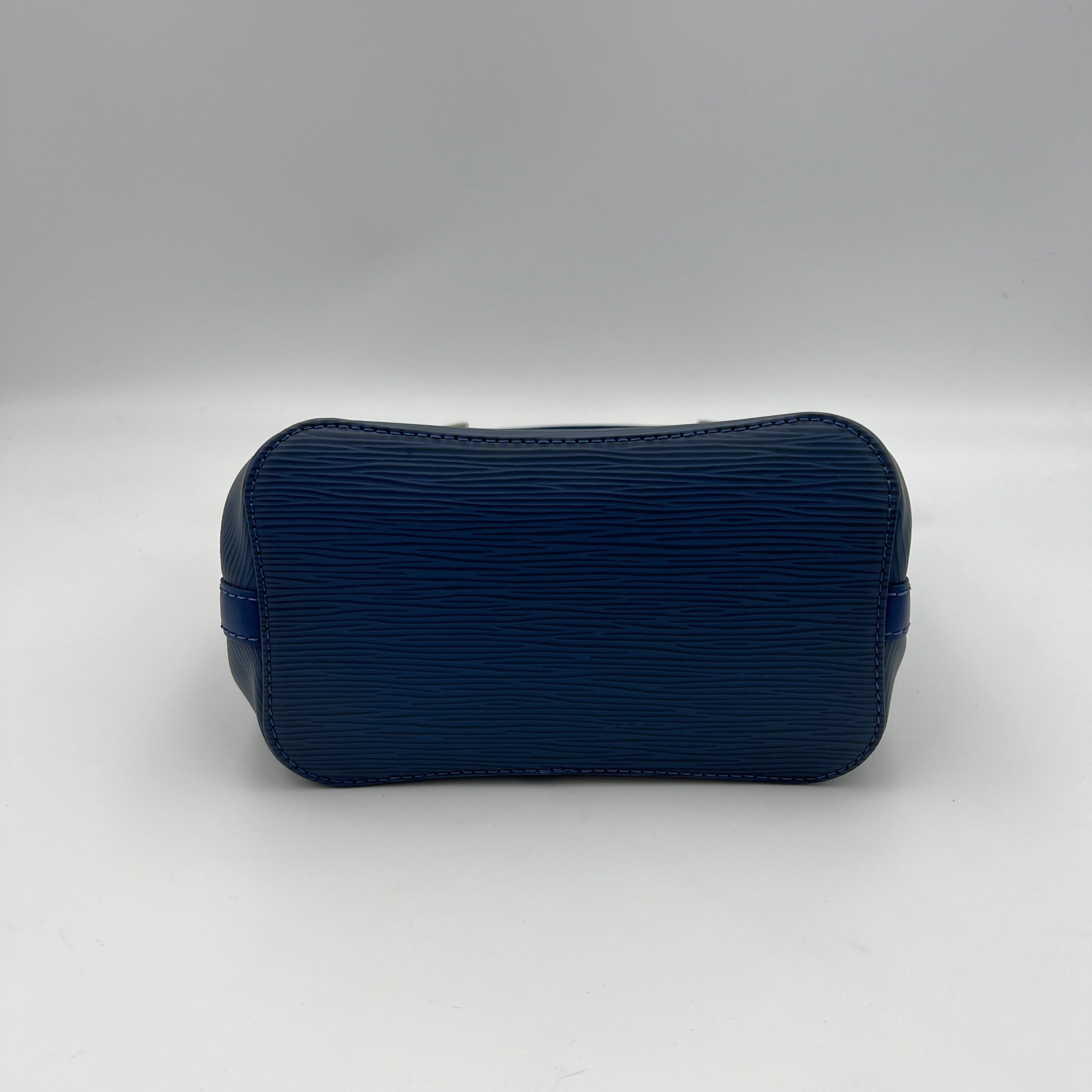 Mandara Blue Top Handle Bag in Epi Leather, Brushed Silver hardware - Image 5