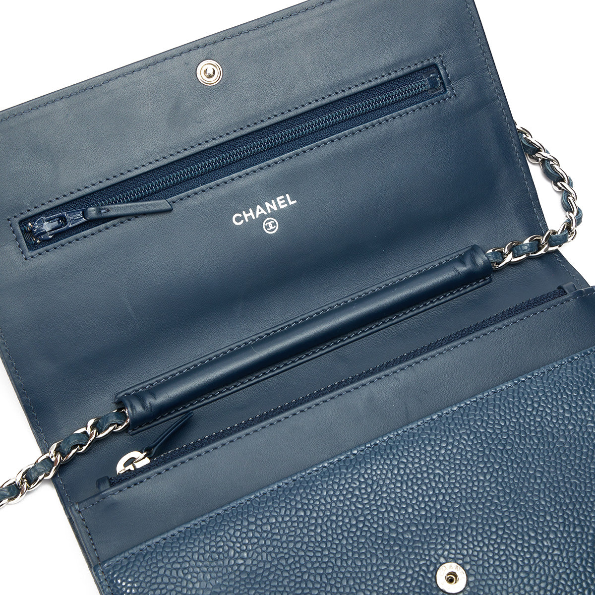 Timeless CC Blue Wallet on Chain in Caviar Leather, Silver hardware - Image 5