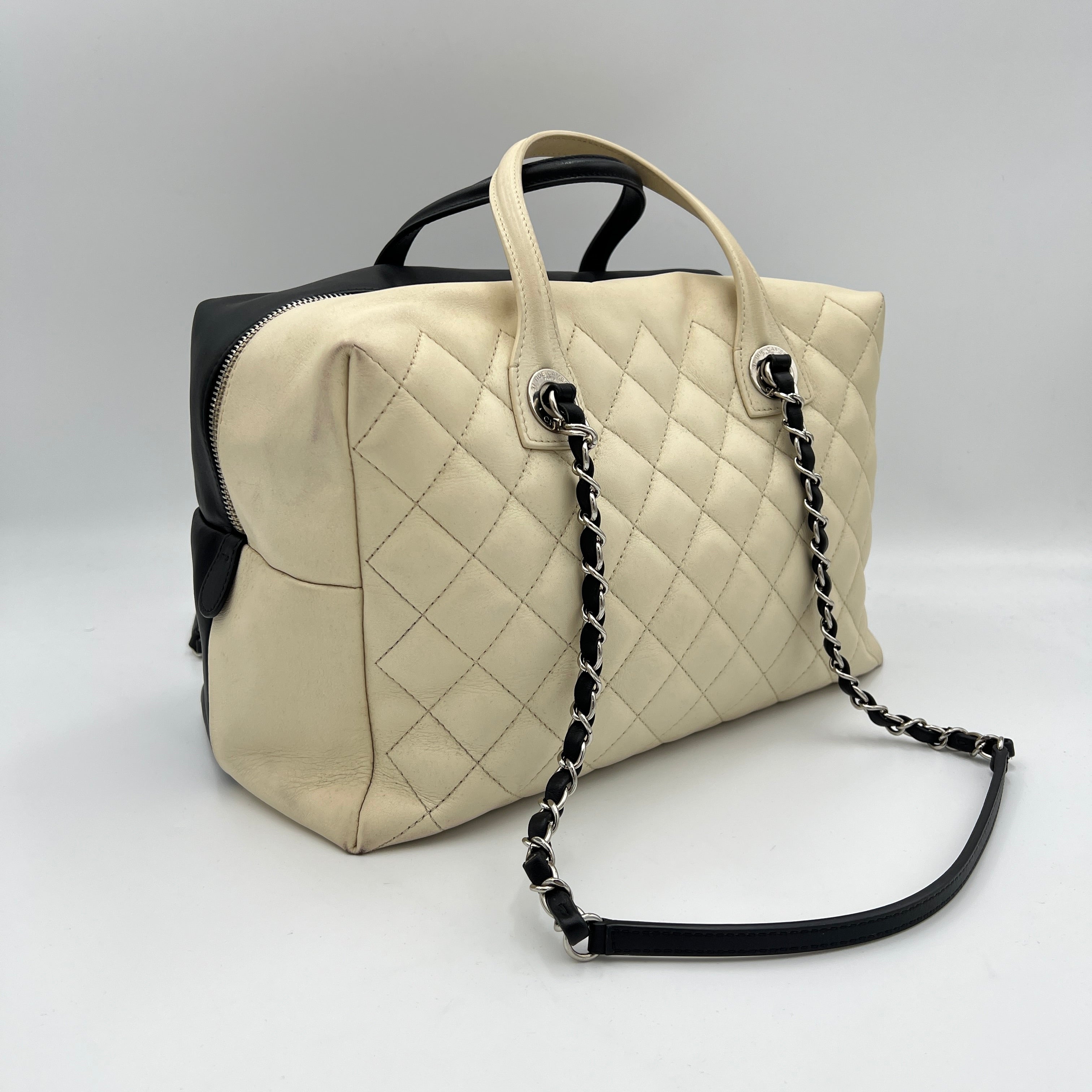 Quilted Feather Weight Bowling Black Top Handle Bag in Calfskin, Silver hardware - Image 4