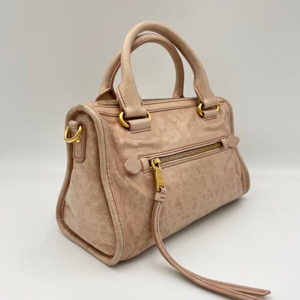 Vitello Shine Bauletto Satchel Pink Top Handle Bag in Distressed Leather, Gold hardware - Image 4
